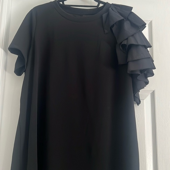 Dress - Picture 1 of 2